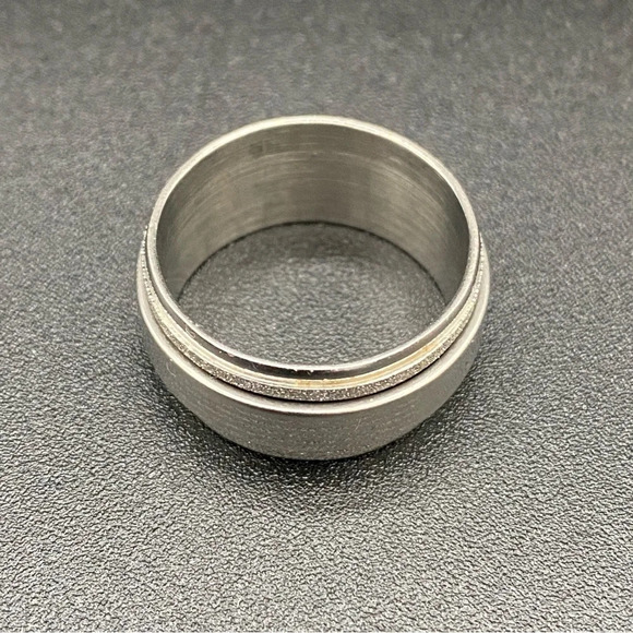 Lizard Fidget Anxiety Ring Size 10 - Picture 7 of 9